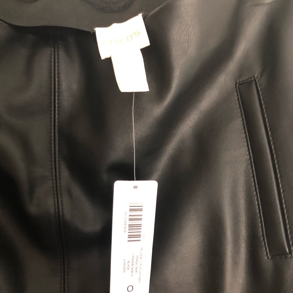 Chico’s vegan leather front stretchy back skirt